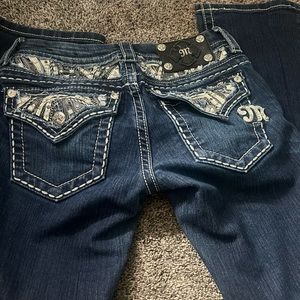 SOLD!! ✔️ Miss Me Signature Rise Jeans!